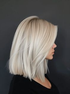 35 Staggering Spring Long Bob Haircut Ideas You Should Try in 2024 Subtle Aline Bob, Blonde Textured Bob Shoulder Length, Lob Blonde Haircut, Long Bob From The Back, Blond Long Bob Hairstyles, Short Blonde Hair Shoulder Length, Haircuts For Straight Blonde Hair, Short Blond Haircut Women Straight, Super Blonde Short Hair