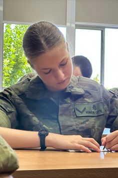 Princess Leonor, The Spanish Future Queen, debuts her military Unifrom with a special name Leonor Princess, Leonor Princess Of Asturias, Royal Families Of Europe, Princess Of Spain, Military Training