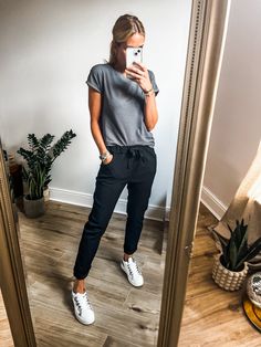 School Run Style, Magic Pants, Printed Dress Shirts, Perfect White Tee, Mum Fashion, Cami Shirt, Work Trousers, And Just Like That, Cardigan Top