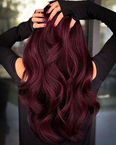 Pelo Color Borgoña, Dark Red Hair Color, Mahogany Hair, Wine Red Hair