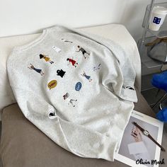 Olivia Mark - Winter Cartoon Embroidered Round Neck Sweatshirt - Korean Style Loose Couple Top with Fleece Lining Winter Cartoon, Couples Sweaters, Flip Flop Boots, Korean Brand, Cartoon Embroidery, Korean Brands, Round Neck Sweater, Round Neck Top, Fit Couples