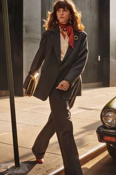 Zara Campaign, Mode Poses, Look 80s, Parisian Women, Mode Inspo, 가을 패션, Mode Vintage, Mode Inspiration, Looks Vintage