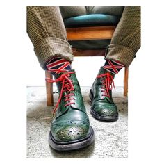 Older Mens Fashion, Men Streetstyle, Big Men Fashion, Denim Boots, Green Sneakers, Doc Marten Oxford, Red Wing, Outdoor Men, Big Men