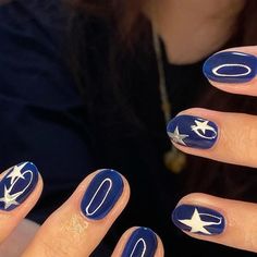 Pallyynails | By Mavis on Instagram: "Classic gel + Design ✨  Cuticle oil is available for purchase! Do check the highlights for more details 💗 Dm/ Tele @pallyynails to book your slots!   #pallyynails #pallyyclassicgel #nailart #nailsofinstagram" Navy Nails, Kutek Disney, Hippie Nails, Short Gel Nails, Casual Nails, Pretty Gel Nails, Star Nails, Funky Nails, Short Acrylic Nails