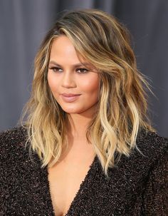 Tousled Hair, Fall Hair Trends, Lob Haircut, Chrissy Teigen, Hair Fall, New Hair Colors, Fall Hair Color, Hair Painting, Fall Hair Colors