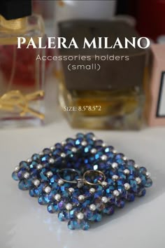 #PaleraMilano #HomeDecor #HandmadeHome #CrystalCollection #CustomDesigns #LuxuryLiving #ElegantHome #ArtisanCraftsmanship #Crystals #HomeAccents Bead Knit, Bohemian Bags, Bead Charms Diy, Embroidery Bags, Handmade Jewelry Tutorials, Paper Beads