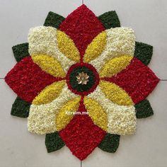 Onam Latest designs Pookalam Design For Diwali, Pukalam Designs Simple, Atham Onam Simple Design, Simple Pookalam Designs Easy, Athapookkalam Designs Simple, Best Onam Pookalam Design, Onam Paintings Ideas, Flower Design Rangoli Designs Diwali