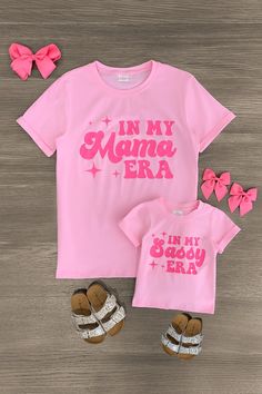 Mom & Me - In My Mama & Sassy Era Pink Top - Sparkle in Pink Pink Mom Outfit, Mommy And Me Cricut Shirts, Mommy And Me Tshirts, Hannah Mae, Sue Johnson, Mommy And Me Shirts, Ray Ray, Mommy Daughter Outfits, Daughter Outfits