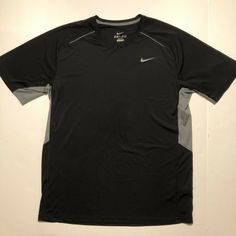 Nike Dri Fit T Shirt 100% Polyester Black. Condition is "Pre-owned". Shipped with USPS First Class. Sport Tshirts, Shirt Aesthetic, Nike Shirt, Black Outfit Men, Time Clothes, Aesthetic Outfits Men, Baggy Clothes, Mens Casual Dress Outfits, Gym Shirts