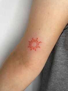 50 Best Small Travel Tattoos Ideas That Will Inspire Inner Wanderers Small Travel Tattoos, Small Sun Tattoo, Sun Tattoo Designs, Travel Tattoos, Fire Tattoo, Sun Tattoos, Red Ink Tattoos, Tatuaje A Color