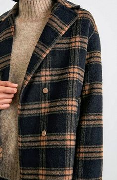 Warm Winter Coats, Style Transformation, Warm Tights, Best Winter Outfits, Chunky Sweaters, Plaid Coat, Oversized Coat, Coat Outfits, Women's Jackets