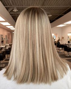 Light Brown Hair With A Lot Of Blonde Highlights, Blond Partial Highlights, Blonde Highlights Fine Hair, Partial Highlights Blonde, Blonde Partial Highlights, Mini Highlights, Partial Blonde Highlights, Dirty Blonde Hair Color Ideas