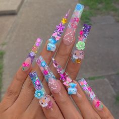 Ongles Bling Bling, Nails Latina, Paznokcie Hello Kitty, Nails Charms, Nails Acrylic Square, Emerald Nails, Nails Medium Length, Nails Y2k, Hello Kitty Nails