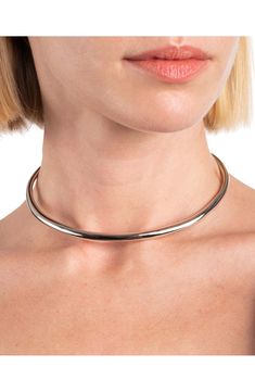 Subtle hammering gives an organic-inspired feel to this gleaming collar necklace designed to top your stack. 1/4" width Imitation-rhodium plate Imported Modern Polished Choker Jewelry, Silver Polished Choker Jewelry, Chain Necklace Outfit, Chunky Gold Jewelry, Boho Lifestyle, Alexis Bittar Jewelry, Collar Choker, Necklace Collar, Chunky Jewelry