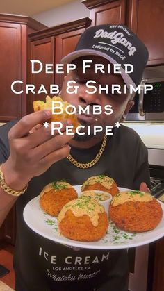 Deep Fried Crab Balls, Shrimp And Crab Balls, Deep Fried Ideas, Deep Fried Cheese Balls, Crab Balls Recipe, Crab Balls, Fried Crab, Stuffed Shrimp