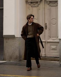 French Old Money Aesthetic Outfits, Men’s Dark Academia, Mens Academia Fashion, Elegant Outfits Men, Dark Academia Men Outfit, Christmas Men Outfit, Dark Academia Aesthetic Men, Male Dark Academia Fashion, Dark Academia Mens Fashion