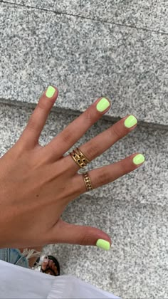 Short Gel Nails Summer Bright Orange, Bright Nail Colors Summer, Simple Gel Nail Colors, Vacation Nails Beach Puerto Rico, Halle Sandburg Nails, Gel Shellac Nails Summer, Vacation Nails Natural Nail, Super Short Gel Nails Summer, Fun Colored Nails