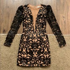 Worn Only Once To A Black Tie Event And Not Worn Since. Beautiful Lace Dress, Size Xs. Smoke Free Home. Beautiful Lace Dresses, Dress The Population, Black Tie Event, Black Cream, Black Tie, Lace Dress, Colorful Dresses, Long Sleeve Dress, Lace