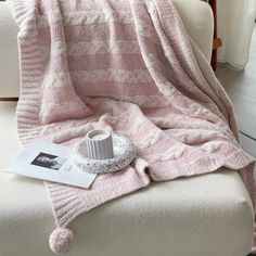 Striped Pom Fluffy Blanket / Pink + White Small Blankets Room Decor Tips, Stylish Bedding, Best Bedding Sets, Pom Pom Blanket, Floral Bedding Sets, Spring Bedroom, Bed Sheet Sizes, Twin Xl Bedding, Small Bed