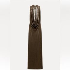 Halter Neck Long Dress With Pronounced Neckline. Open Back With Twisted Self Straps. Matching Interior Lining. Bronze | 8342/365 Outer Shell 95% Polyester 5% Elastane Lining 100% Polyester Zara Dress, Plunging Neckline, Zara Dresses, Halter Neck, Brown Gold, Open Back, Halter Dress, Long Dress, Colorful Dresses