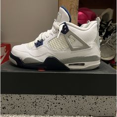 Air Jordan 4 Midnight Navy. Very Good Condition Looks As If They Were Never Worn. Only Worn Around House, Mint Condition. Gs Size 4.5 Blue Jordan 4 Outfit Women, White High-top Air Jordan 4 Synthetic, White Synthetic Air Jordan 4 Lace-up, Blue Jordan 4 Outfit, Air Jordan 4 Midnight Navy, Jordan 4 Outfit Women, Jordan 4 Midnight Navy, Jordan 4 Outfit, Black And Gold Shoes