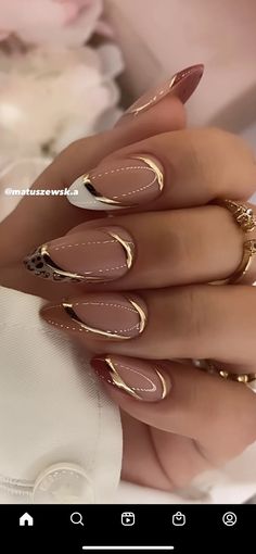 Acrylic French Tip Nails, Golden Nails Designs, Acrylic French Tip, Acrylic French, Nails Collection, Golden Nails, Stylish Nails Designs