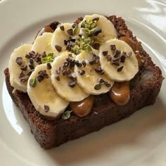 Baked Goods Aesthetic, Food Inspo Aesthetic, Butter Banana Bread, Peanut Butter Banana Bread, Food Issues, Food Time, Bread Toast, Kawaii Stuff, Cacao Nibs