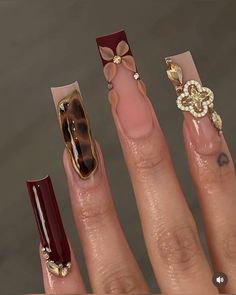 Dot Art On Nails, Pink And Maroon Nails, Gold Junk Nails, Red French Tip Pedicure, Mat Nails Ideas, Red Baddie Nails Acrylic, Long Red Nail Ideas, Nail Art Designs Long, Red Nails Long