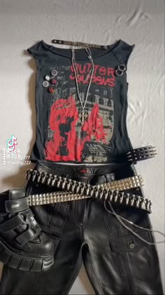 Spider Punk Outfit, Punk Outfit, Spider Punk, Makijaż Smokey Eye, Estilo Punk, Mötley Crüe, Punk Outfits, Alt Fashion