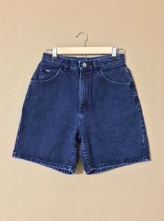 90s Jean Shorts, Levis Jeans High Waisted, Levi High Waisted Shorts, Levis Mom Jeans, Shorts Levis, 90s Jean, Dark Denim Shorts, Length Check, 90s Shorts