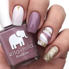 Nail Polish Bottles, Pretty Nail Art Designs, Nails And Toes, Nail Designs Glitter, Pretty Nail Art, Coffin Nails Designs, Nails And Makeup, Fancy Nails, Nail It