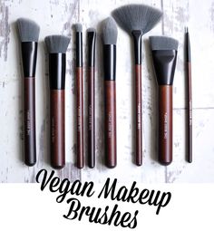 Makeup Brushes Amazon, Walmart Makeup, Diy Makeup Brush Cleaner, Body Shop Skincare, Diy Makeup Brush, Vegan Makeup Brushes, Makeup Brush Case, Body Shop At Home, Makeup Tip