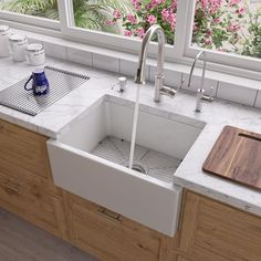 ALFI BRAND Smooth Farmhouse Apron Fireclay 24 in. Single Basin Kitchen Sink in White AB2418SB-W - The Home Depot Farm Sinks, Single Basin Kitchen Sink, Farmhouse Kitchen Sink, Square Kitchen, Apron Sink Kitchen, Apron Sink, Sink Grid, Farmhouse Aprons, Fireclay Sink