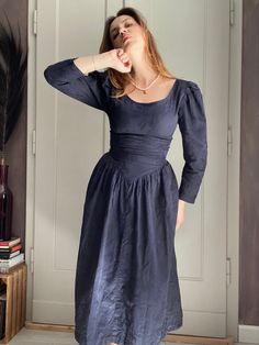 Vintage corset dress  Buff long sleeve, zipper on back  100% cotton  Perfect condition  Best fit for S/M Modeled on M (172cm high, 94cm bust) Measurements: Underarms- 45cm (18") Waist -36cm (14,2") Length- 122cm (48") Corset Dress Long, Long Vintage Dress, Vintage Corset Dress, Midi Dress Vintage, Vintage Midi Dress, Dress Corset, Vintage Midi Dresses, Dress Royal, Royal Dresses