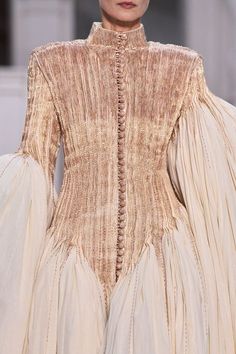 2024 Couture, Fashion Gowns, Fashionista Clothes, Jolie Photo, Couture Collection, Vogue Runway, Thom Browne, Runway Looks, Fashion Sketches