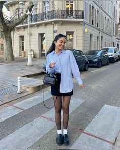 Preppy Y2k Aesthetic, Preppy With An Edge, Kimberly Core, Preppy Work Outfit, Business Baddie, Black Mini Skirt Outfit, Clothes Preppy, Preppy Fits, Black Skirt Outfits