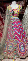 Contrast Dupatta, Pop Out, Thread Work, Shades Of Pink, Pink And Yellow, Cut Work, Embroidered Blouse, Floral Motif