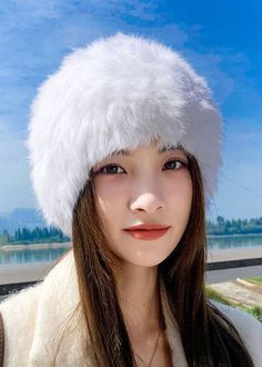 Brief White Leather And Fur Knitted Cotton Bonnie HatMade of fine Leather And Fur Knitted Cotton.Hat Circumference: 59cm/23.01". Matches easily with daily hairstyle, dresses & Shirts Warm Fall Bonnet, Winter Knitted Bonnet, Elegant Knitted Hats For Winter, Warm Solid Color Crochet Hat, Elegant Winter Hat One Size, Elegant Winter Beanie Hat, Fitted Winter Bonnet, White Crochet Hat With Short Brim For Winter, Fitted White Crochet Hat For Winter