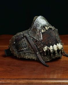 Creepy Mask Aesthetic, Apocalyptic Aesthetic Outfits, Mask Apocalypse, Wasteland Accessories, Apocalypse Mask, Post Apocalyptic Mask, Post Apocalyptic Accessories, Apocalyptic Mask