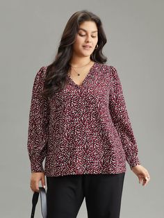 Shop Allover Print V Neck Pleated Blouse now and redefine your style with confidence at BloomChic. Tailored for mid and plus-size women. This trendy Tops Women, sizes 10-30. Season:Winter;Color:Burgundy;Style:Office;Pattern Type:Leopard;Neckline:V-neck;Sleeve Type:Regular Sleeve;Details:Pleated;Pocket:No-pocket Burgundy Style, Womens Trendy Tops, Pleated Blouse, Winter Color, Style Office, Winter Colors, Burgundy Color, Plus Size Blouses, Season Winter