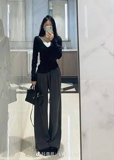 Korean Lounge Outfit, Modest Acubi Style Outfits, Formal Wedding Dress Guest, Modest Acubi Fashion, School Outfits Korean Style, Comfy Korean Outfits, Period Outfits, Chinese Douyin, Korean Fashion Grunge