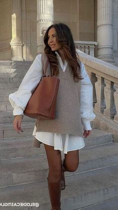 Oversized Knit Vest, Look Adidas, Europe Outfits, Paris Outfits, Mode Inspo, 가을 패션, Autumn Outfit