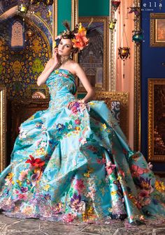 Stella de Libero Crazy Dresses, Costume Ball, Beautiful Costumes, Disney Dresses, Dreamy Dress, Gowns Of Elegance, Glamour Fashion