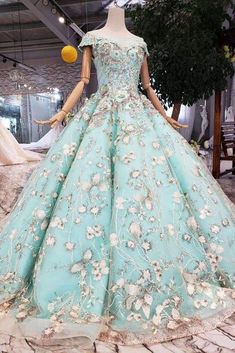 Puffy Prom Dress, Prom Dresses With Lace, Puffy Prom Dresses, Baju Kahwin, Ball Gown Prom Dresses, Gown Prom Dresses, Dresses With Lace, Tulle Balls, Elegant Ball Gowns