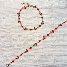 Cute Cherry Bracelet 🍒 Super cute & fun to wear!  Perfect Accessory to complete your outfit Cherry Bracelet, Wedding Gifts, Porter, Beauty Book, Jewelry Bracelets, Cherry, Super Cute, Accessory Gift, Beaded Bracelets