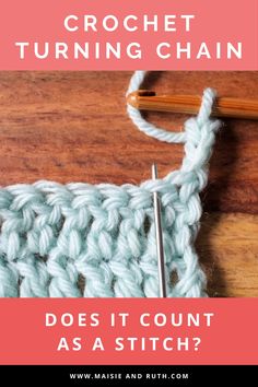 Crochet Turning Chain Crochet Turning Chain Tutorials, Crochet Closing Stitch, Counting Stitches In Crochet, How To Turn In Crochet, How To Turn Crochet Rows, Crochet Chain Stitch Projects, Crochet Turning Chain, Learn Crochet Beginner, Crochet Tips And Tricks