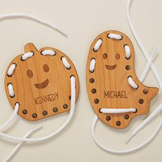 Give the little one in your life our fun Halloween Character Personalized Wooden Lacing Toy! The engaging and educational toy is perfect for developing motor skills while celebrating the spooky season!  𝙋𝙚𝙧𝙨𝙤𝙣𝙖𝙡𝙞𝙯𝙖𝙩𝙞𝙤𝙣 𝙄𝙣𝙛𝙤𝙧𝙢𝙖𝙩𝙞𝙤𝙣: Name: up to 12 characters 𝙋𝙇𝙀𝘼𝙎𝙀 𝙉𝙊𝙏𝙀: Spaces and punctuation count as a character. If no personalization is wanted; please write 𝙉𝙊𝙉𝙀 in the text box(s) 𝘼𝙗𝙤𝙪𝙩 𝙩𝙝𝙚 𝙄𝙩𝙚𝙢:  - Made in USA  - Suitable for ages 3 and up  - Measures 4.125" W x 5.75" H  - Made of genuine alderwood  - Made of 1/4" thick alderwood  - 1 white 47" shoelace is included Personalized Halloween Gifts, Halloween Character, Brain Games, Children's Toys, Learning Toys, Gift Decorations, Spooky Season, Motor Skills