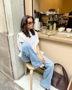 Scandinavian Fashion Summer, Vacation Photo Dump, Aesthetic Birkenstocks, Photo Dump Ideas, White Tees Outfit, Trip Fits, Outfit Inspo School, Fashion Style Guide, Scandinavian Outfit