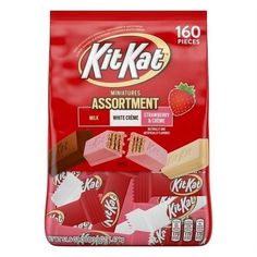 kitkato mini dessert assortment with strawberry and white chocolate, 16g each bag