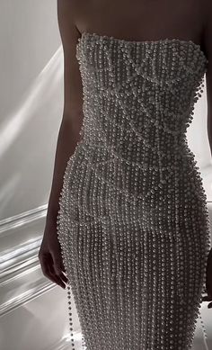 Beaded Pearl Dress, Dream Wedding Ideas Dresses, Glam Dresses, Dream Wedding Dresses, Mode Inspiration, Fancy Dresses, Dream Dress, Look Fashion, Gorgeous Dresses